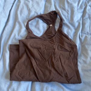 Lululemon yoga top